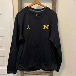 Youth Large Air Jordan Nike University of Michigan sweatshirt